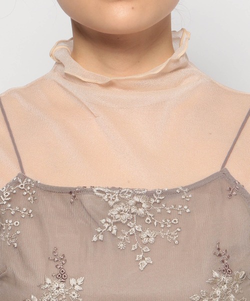 mysty woman(ミスティウーマン)の「フローラル刺繍チュニック 109769(その他トップス・レディース・モカ/ブルー系その他/アイボリー・FREE)」の12枚目の写真