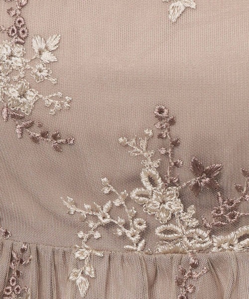 mysty woman(ミスティウーマン)の「フローラル刺繍チュニック 109769(その他トップス・レディース・モカ/ブルー系その他/アイボリー・FREE)」の15枚目の写真