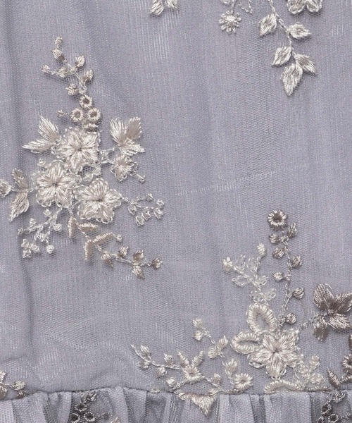 mysty woman(ミスティウーマン)の「フローラル刺繍チュニック 109769(その他トップス・レディース・モカ/ブルー系その他/アイボリー・FREE)」の17枚目の写真