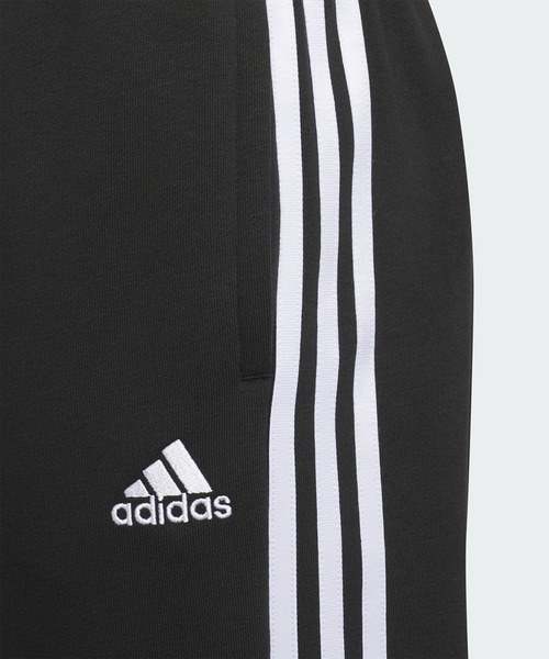 adidas（アディダス）の「エッセンシャルズ プラス レギュラーフィット スリーストライプス フレンチテリー カフパンツ キッズ / アディダス adidas（その他パンツ・キッズ・ブルー/グレー/ブラック・110/120/130/140/150/160）」の6枚目の写真