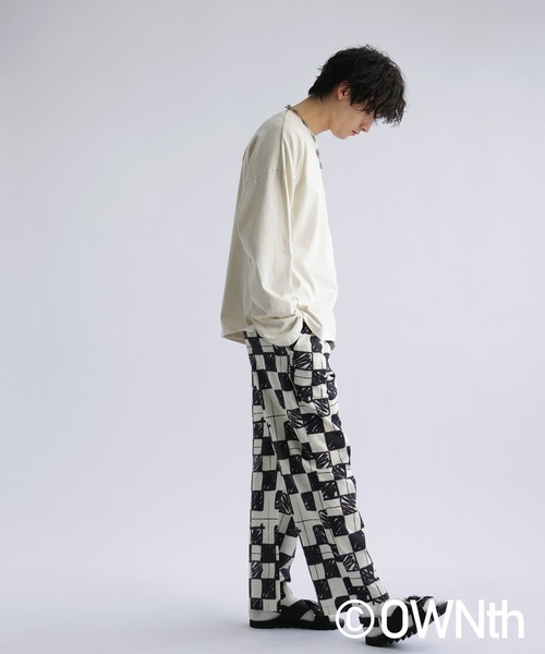 OWNth(オンス)の「パフプリントオリジナルロゴロンT(Tシャツ/カットソー・レディース・ブラック/アイボリー・R/P)」の22枚目の写真