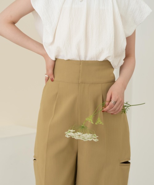 hinari ウエストサイドカットアウトパンツ hinari ウエストサイドカットアウトパンツ - メルカリ