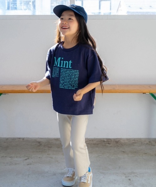 and D. petit main（アンドディープティマイン）の「アソートロゴプリント半袖Tシャツ（Tシャツ/カットソー・キッズ・レッド/エメラルド/ネイビー/ブルー/オフホワイト・130cm/120cm/110cm/100cm/90cm）」の15枚目の写真