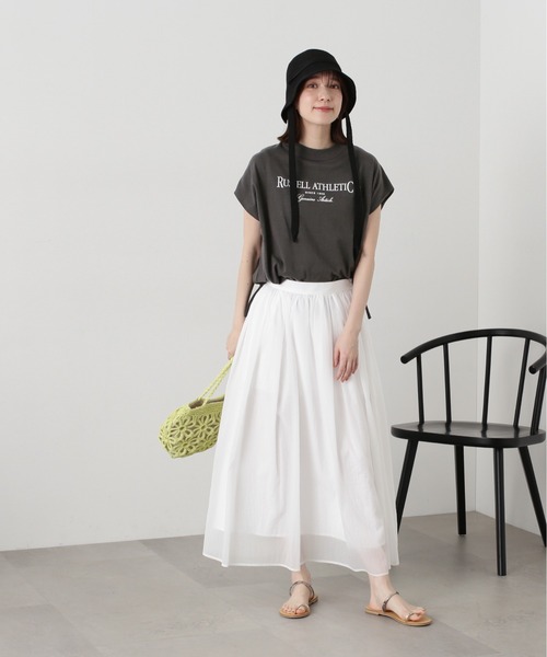 N.（N. Natural Beauty Basic）（エヌエヌナチュラルビューティーベーシック）の「【Ｎ．×ＲＵＳＳＥＬＬ　ＡＴＨＬＥＴＩＣ】◆ロゴＳＳＴ（Tシャツ/カットソー・レディース・チャコール/ベージュ/オフホワイト・MEDIUM）」の19枚目の写真