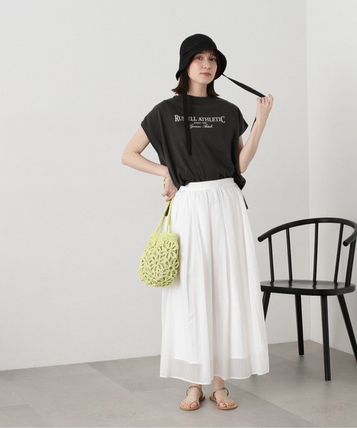 N.（N. Natural Beauty Basic）（エヌエヌナチュラルビューティーベーシック）の「【Ｎ．×ＲＵＳＳＥＬＬ　ＡＴＨＬＥＴＩＣ】◆ロゴＳＳＴ（Tシャツ/カットソー・レディース・チャコール/ベージュ/オフホワイト・MEDIUM）」の20枚目の写真