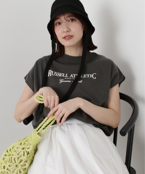 N.（N. Natural Beauty Basic）（エヌエヌナチュラルビューティーベーシック）の「【Ｎ．×ＲＵＳＳＥＬＬ　ＡＴＨＬＥＴＩＣ】◆ロゴＳＳＴ（Tシャツ/カットソー・レディース・チャコール/ベージュ/オフホワイト・MEDIUM）」の21枚目の写真