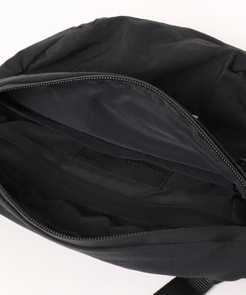 ADAM PATEK(アダムパテック)の「★ADAM PATEK★ nylon mini shoulder bag/ナイロンミニショルダーバッグ(ショルダーバッグ・メンズ・カーキ/ブラック・FREE)」の5枚目の写真