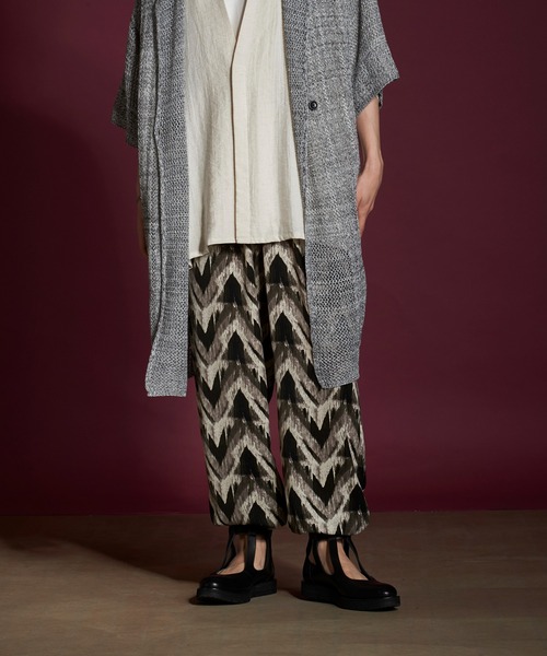 NO ID.（ノーアイディ）の「【NO ID.】Glitch Print Balloon Pants / グリッチ プリント バルーン パンツ（その他パンツ・メンズ・レッド/ブラック/ネイビー・1/2）」の6枚目の写真