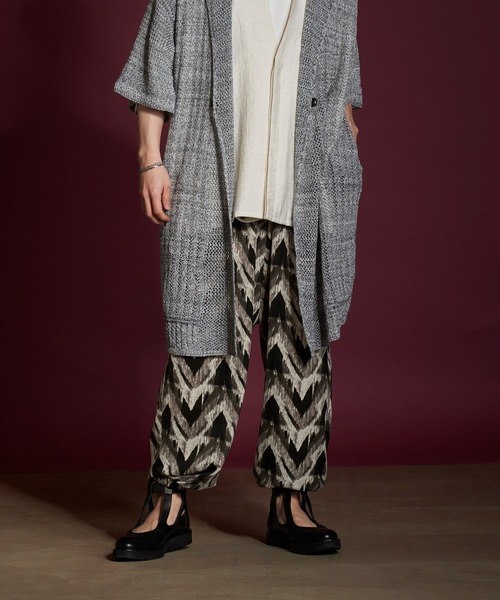 NO ID.（ノーアイディ）の「【NO ID.】Glitch Print Balloon Pants / グリッチ プリント バルーン パンツ（その他パンツ・メンズ・レッド/ブラック/ネイビー・1/2）」の7枚目の写真