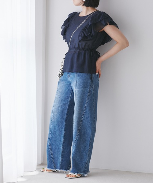 VIS（ビス）の「【WEB限定】【前後2WAY】袖フリルVネックブラウス【洗える】（シャツ/ブラウス・レディース・ネイビー/オフホワイト/ライトグリーン・FREE）」の13枚目の写真