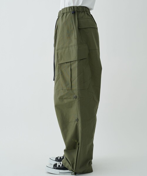 POLIQUANT(ポリクアント)の「【POLIQUANT/ポリクアント】THE CHANGING LENGTH FATIGUE PANTS(カーゴパンツ・メンズ・オリーブ/ブラック・1/3)」の17枚目の写真