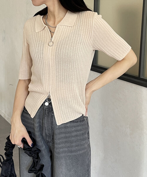 Thevon（ゼボン）の「ダブルジップ襟付き半袖ニット（カーディガン/ボレロ・レディース・ブルー/アイボリー/ブラック/ベージュ・FREE）」の10枚目の写真