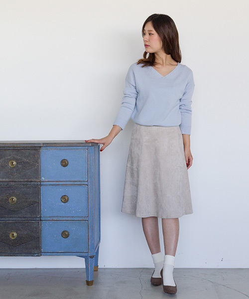 NATURAL BEAUTY BASIC（ナチュラルビューティーベーシック）の「【JJ 12月号掲載】JJ コラボ_フェイクスエードフレアスカート（スカート・レディース・ダークベージュ/ブラウン系その他/ベージュ系その他/ベージュ・SMALL/X-SMALL/LARGE/MEDIUM）」の5枚目の写真