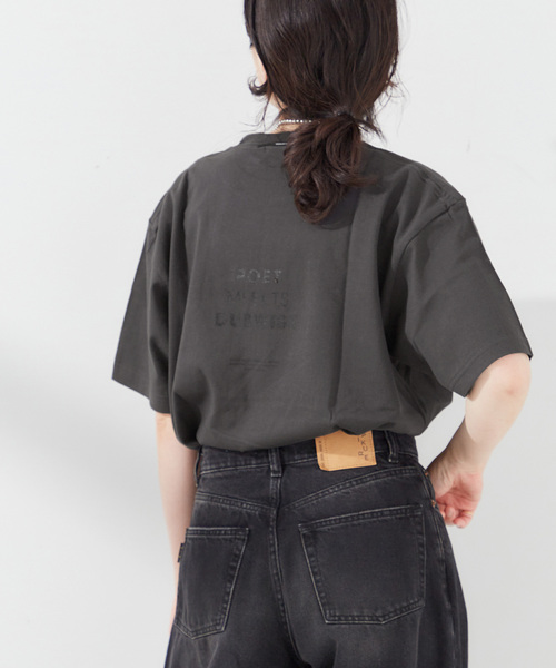 POET MEETS DUBWISE（ポエットミーツダブワイズ）の「POET MEETS DUBWISE LOGO Row Tシャツ（Tシャツ/カットソー・レディース・ブラック系その他/ホワイト・FREE）」の7枚目の写真