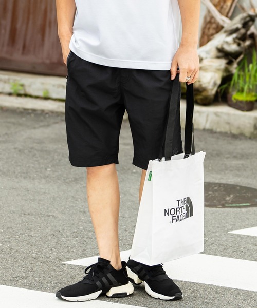 THE NORTH FACE（ザノースフェイス）の「THE NORTH FACE ザ・ノースフェイス Tarpaulin Eco Bag Small エコバッグ（エコバッグ/サブバッグ・メンズ・ホワイト・FREE）」の4枚目の写真