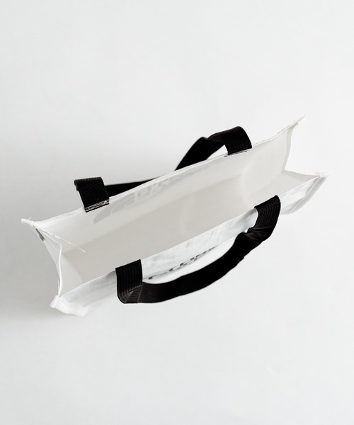 THE NORTH FACE（ザノースフェイス）の「THE NORTH FACE ザ・ノースフェイス Tarpaulin Eco Bag Small エコバッグ（エコバッグ/サブバッグ・メンズ・ホワイト・FREE）」の10枚目の写真