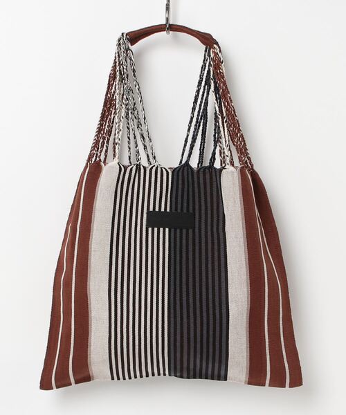 MAISON mou(メゾンムー)の「【Moon Bird/ムーンバード】手織りのハンモックバッグ(L)(トートバッグ・レディース・アイボリー/その他1/ブラウン/カーキ/グリーン系その他/オレンジ系その他/ダークベージュ/ブルー系その他2/サックスブルー/パープル・FREE)」の3枚目の写真