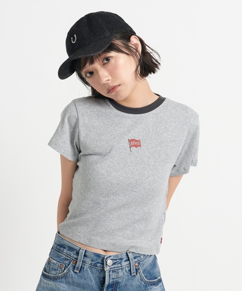 Levi's(リーバイス)の「Levi's/リーバイス エッセンシャル SPORTY Tシャツ グレー MINI FLAG(Tシャツ/カットソー・レディース・グレー・XS/S/M)」の1枚目の写真