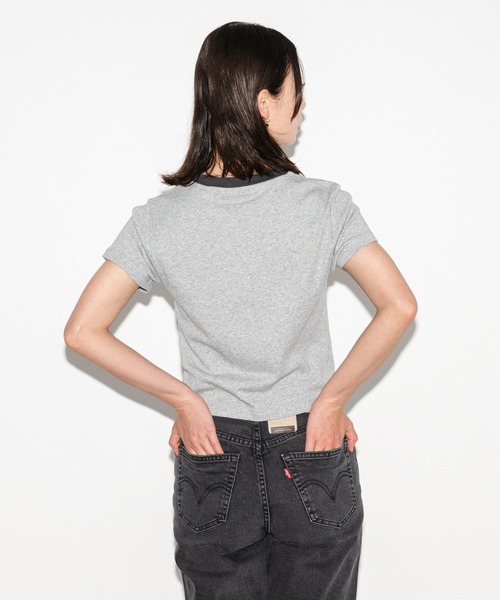 Levi's(リーバイス)の「Levi's/リーバイス エッセンシャル SPORTY Tシャツ グレー MINI FLAG(Tシャツ/カットソー・レディース・グレー・XS/S/M)」の12枚目の写真