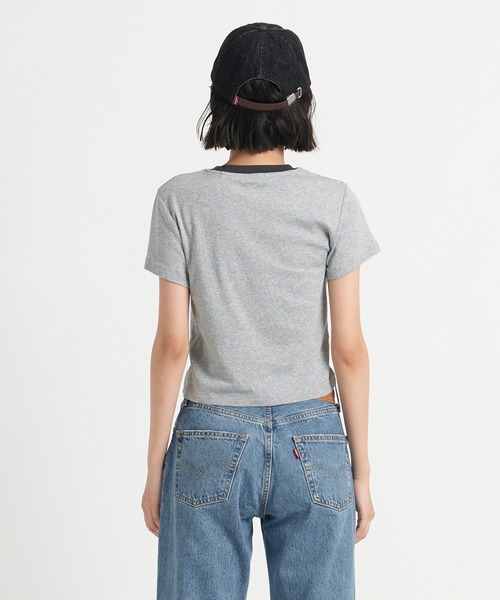 Levi's(リーバイス)の「Levi's/リーバイス エッセンシャル SPORTY Tシャツ グレー MINI FLAG(Tシャツ/カットソー・レディース・グレー・XS/S/M)」の17枚目の写真