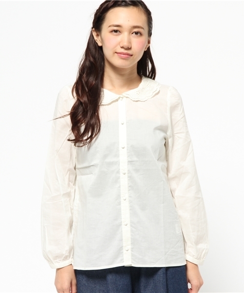 earth music&ecology（アースミュージックアンドエコロジー）の「2枚衿レース刺繍ブラウス（シャツ/ブラウス・レディース・アイボリー/ピンクベージュ/ネイビー・SMALL/MEDIUM）」の11枚目の写真