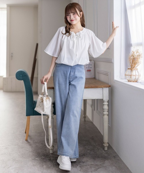 新品 タグ付き MOUSSY フロント リボン ギャザー ブラウス 新品 タグ付き MOUSSY フロント リボン ギャザー ブラウス