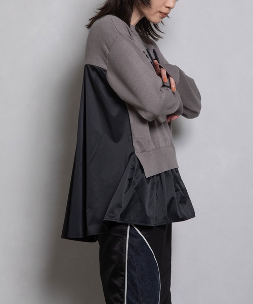 MARECHAL TERRE（マルシャルテル）の「フェザーロゴニットプルオーバー（ニット/セーター・レディース・ネイビー/オフホワイト/ブラック系/グレー系・MEDIUM）」の11枚目の写真