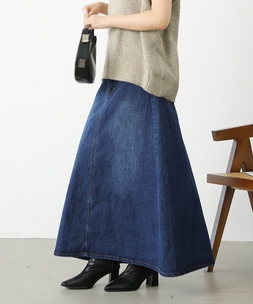Doux Belle(ドゥーベル)の「Aラインデニムロングスカート(スカート・レディース・ブルー/ワンウォッシュ/ネイビー・SMALL/MEDIUM/LARGE/X-LARGE)」の6枚目の写真