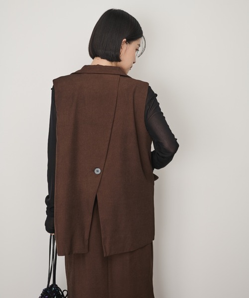 Shelly island（シェリーアイランド）の「バックデザインテーラードベスト（ベスト・レディース・ブラック/ブラウン・FREE）」の13枚目の写真