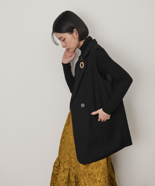 Shelly island（シェリーアイランド）の「バックデザインテーラードベスト（ベスト・レディース・ブラック/ブラウン・FREE）」の3枚目の写真