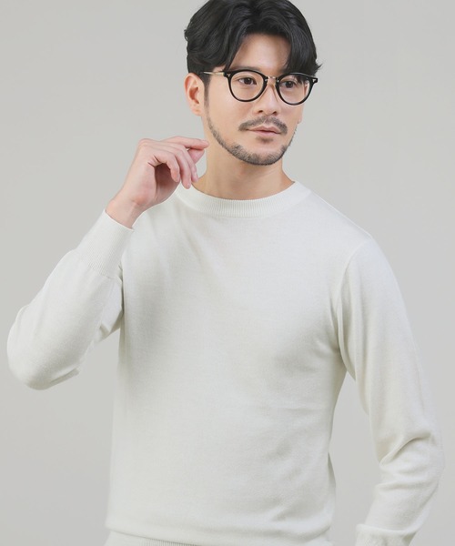 SPU(スプ)の「12Gウール混カシミヤタッチクルーネックニット(ニット/セーター・メンズ・ホワイト/チャコール/ブラック・M/L/XL)」の4枚目の写真