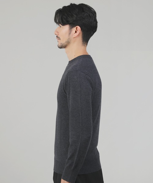 SPU(スプ)の「12Gウール混カシミヤタッチクルーネックニット(ニット/セーター・メンズ・ホワイト/チャコール/ブラック・M/L/XL)」の15枚目の写真