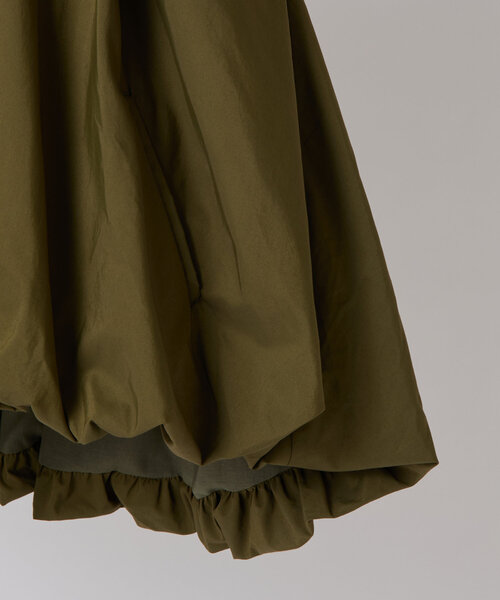 BEARDSLEY（ビアズリー）の「ソデパフバルーンブルゾン（ノーカラージャケット・レディース・ブラック/カーキ・FREE）」の19枚目の写真