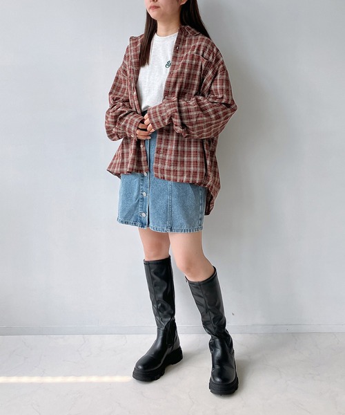 AS KNOW AS plus（アズノゥアズプラス）の「◇バックアートサガラロゴ刺繍 オーバーサイズシャツ（シャツ/ブラウス・レディース・ブラウン系/レッド系/ベージュ系・FREE）」の7枚目の写真