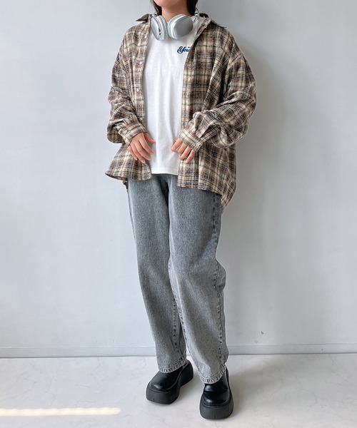 AS KNOW AS plus（アズノゥアズプラス）の「◇バックアートサガラロゴ刺繍 オーバーサイズシャツ（シャツ/ブラウス・レディース・ブラウン系/レッド系/ベージュ系・FREE）」の14枚目の写真