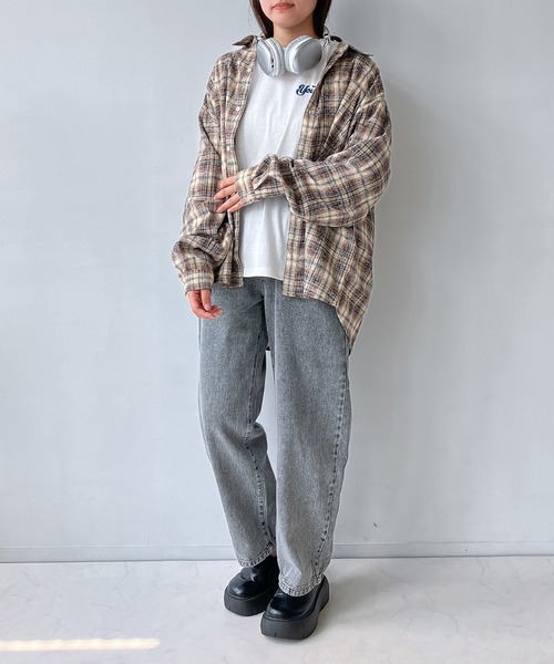 AS KNOW AS plus（アズノゥアズプラス）の「◇バックアートサガラロゴ刺繍 オーバーサイズシャツ（シャツ/ブラウス・レディース・ブラウン系/レッド系/ベージュ系・FREE）」の15枚目の写真