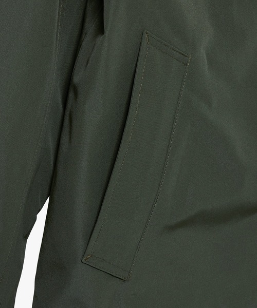 AIGLE(エーグル)の「GORE-TEX ゴアテックス 防水 防風 透湿 フーデッド ショートトレンチコート フード取り外し可(トレンチコート・レディース・ベージュ/ダークネイビー/モスグリーン/ライトパープル・36/40/34/38)」の21枚目の写真