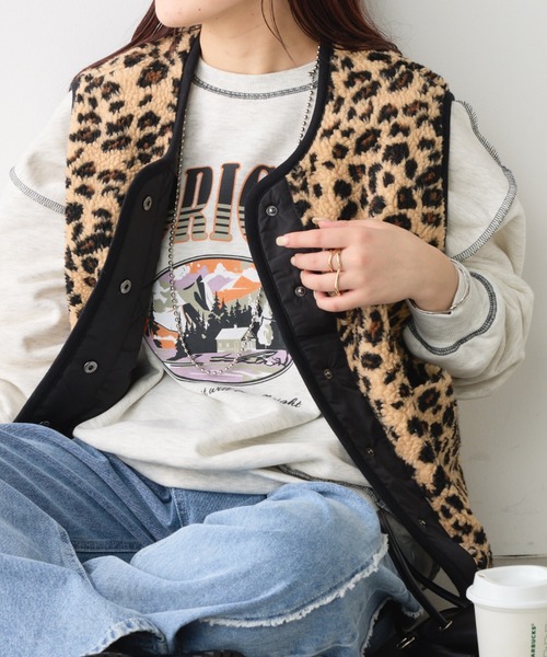 continuer de NICE CLAUP(コンティニューデナイスクラップ)の「マウンテンプリントスウェット(スウェット・レディース・ブラウン/オートミール/スミクロ・FREE)」の13枚目の写真