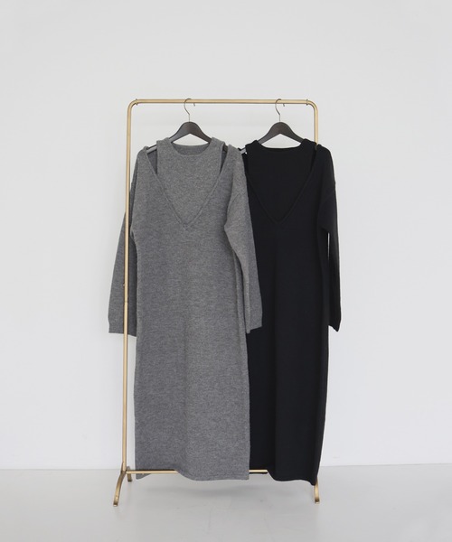 hellam(へラム)の「レイヤード風Vネックニットワンピース(ワンピース・レディース・チャコール/ブラック・FREE)」の19枚目の写真