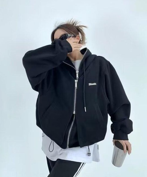 CREARE -LINO-(クレアーレリノ)の「<ユニセックス>ダブルジップ レイヤードパーカー/フーディー(パーカー・レディース・グレイッシュベージュ/ブラック・XL/L/M)」の9枚目の写真