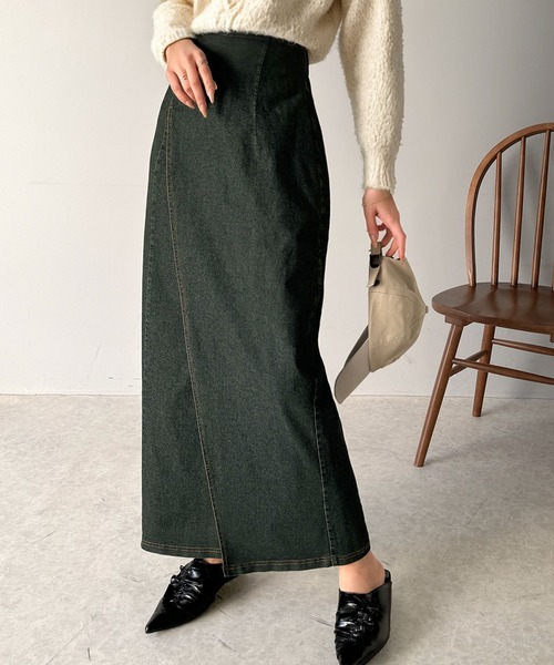 classicalelf（クラシカルエルフ）の「ヴィンテージライクなデニムスタイルに。ストレッチデニム素材ロングタイトスカート（デニムスカート・レディース・ブラック系/ブルー系・X-LARGE/LARGE/MEDIUM/SMALL）」の2枚目の写真