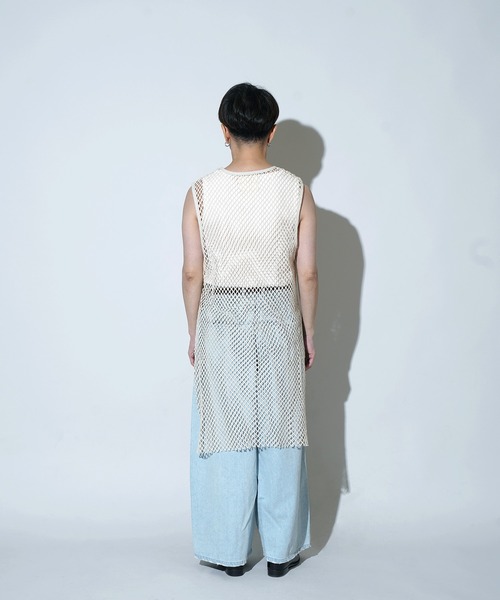 Aphlotus（アプロタス）の「ノースリーブカットオフレイヤードインナーT【無地＆メッシュ】（Tシャツ/カットソー・メンズ・ブラック系2/アイボリー系2/アイボリー系1/ブラック系1・LARGE/MEDIUM/SMALL）」の21枚目の写真