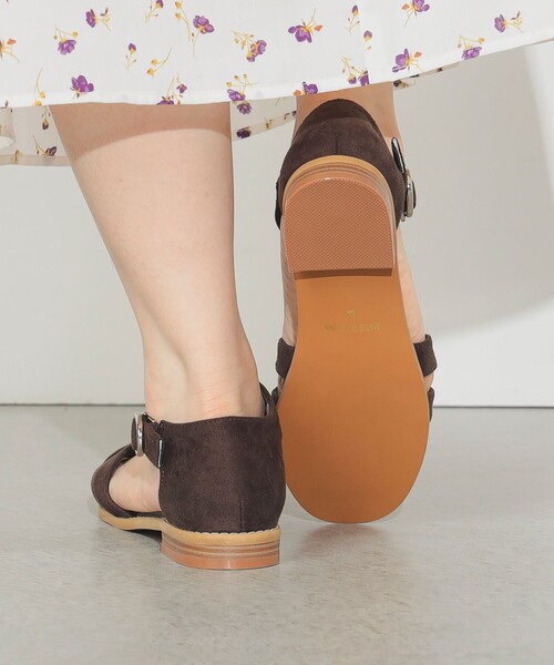 BEAMS HEART（ビームスハート）の「【4色展開】レザー調 グルカサンダル（22.5～24.5cm）（サンダル・レディース・ブラウン/シルバー/オフホワイト/ブラック・MEDIUM/SMALL/LARGE）」の11枚目の写真