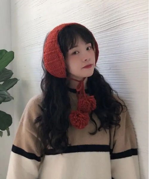 ammy.（エイミードット）の「【 ammy. / エイミードット 】 ポンポン ニット イヤーマフ（イヤーマフ・レディース・ベージュ/グレー/ブラック/アイボリー/レッド/テラコッタ・FREE）」の5枚目の写真