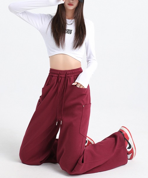 ENLIKE(エンリケ)の「ダブルポケットデザインストレートパンツ(スウェットパンツ・レディース・グレー/ブラック/アイボリー/レッド/チャコールグレー・FREE)」の13枚目の写真