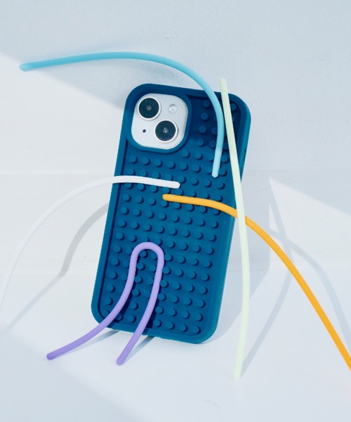 macaroni edge(マカロニエッジ)の「〈macaroni edge/マカロニエッジ〉iPhoneケース ラインアート ドットシリコンケース (iphone13/14/15/16/16pro)(スマホケース/カバー・レディース・ネイビー/バーガンディー・iPhone 13/iPhone 14/iPhone 15/iPhone 16/iPhone 16 Pro)」の2枚目の写真