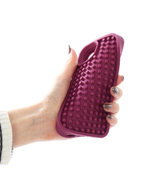 macaroni edge(マカロニエッジ)の「〈macaroni edge/マカロニエッジ〉iPhoneケース ラインアート ドットシリコンケース (iphone13/14/15/16/16pro)(スマホケース/カバー・レディース・ネイビー/バーガンディー・iPhone 13/iPhone 14/iPhone 15/iPhone 16/iPhone 16 Pro)」の8枚目の写真