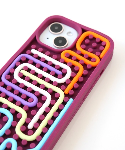 macaroni edge(マカロニエッジ)の「〈macaroni edge/マカロニエッジ〉iPhoneケース ラインアート ドットシリコンケース (iphone13/14/15/16/16pro)(スマホケース/カバー・レディース・ネイビー/バーガンディー・iPhone 13/iPhone 14/iPhone 15/iPhone 16/iPhone 16 Pro)」の12枚目の写真