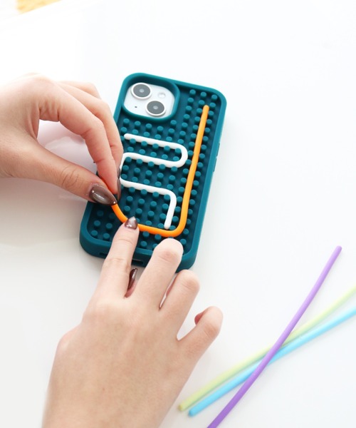 macaroni edge(マカロニエッジ)の「〈macaroni edge/マカロニエッジ〉iPhoneケース ラインアート ドットシリコンケース (iphone13/14/15/16/16pro)(スマホケース/カバー・レディース・ネイビー/バーガンディー・iPhone 13/iPhone 14/iPhone 15/iPhone 16/iPhone 16 Pro)」の10枚目の写真
