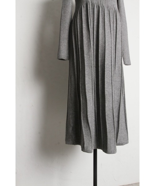 ウエスト切替ニットワンピース（ワンピース）｜&. NOSTALGIA（アンドドットノスタルジア）